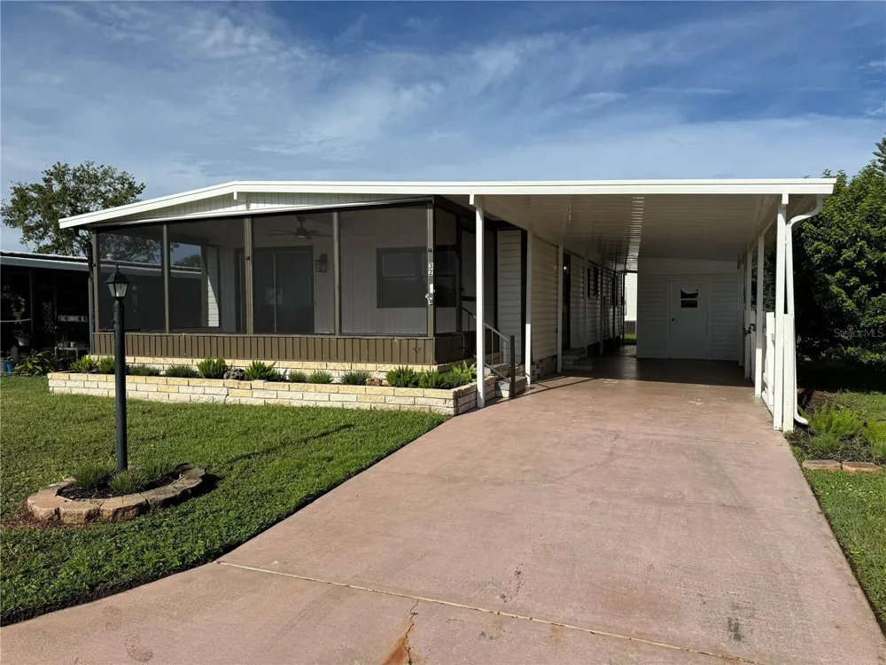 6710 36TH AVENUE E #32 Palmetto, FL 34221