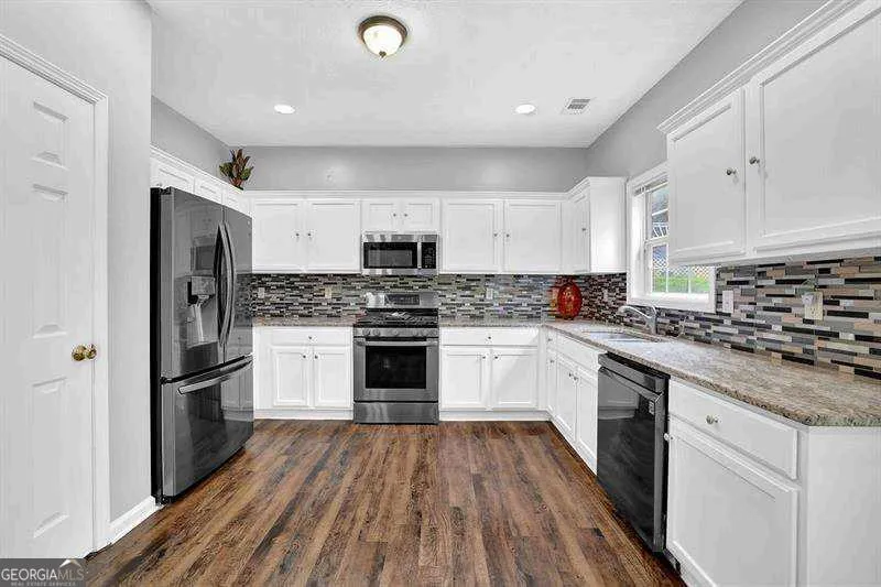 1208 Everwood DR SW Marietta, GA 30008