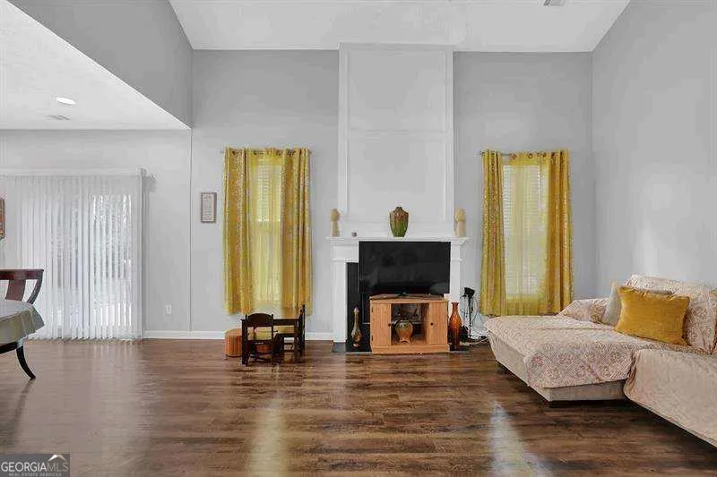 1208 Everwood DR SW Marietta, GA 30008