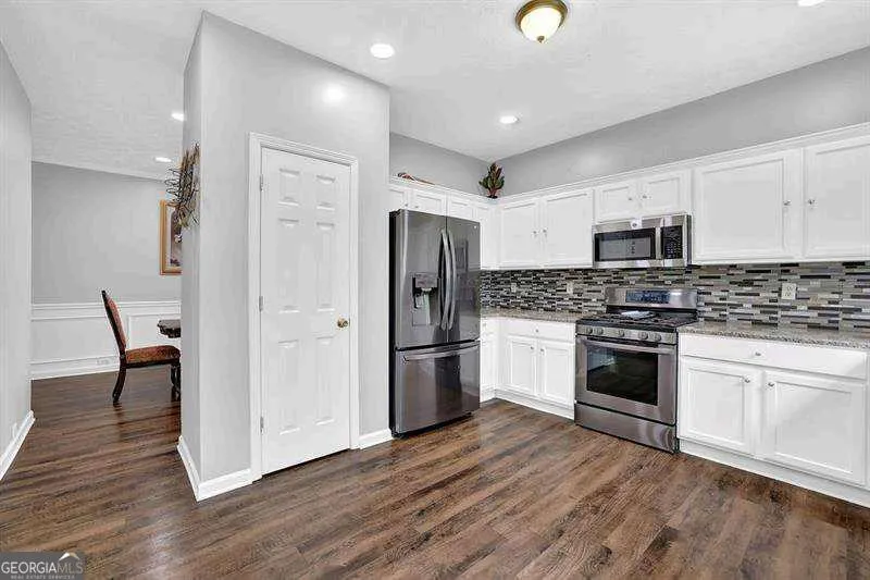 1208 Everwood DR SW Marietta, GA 30008