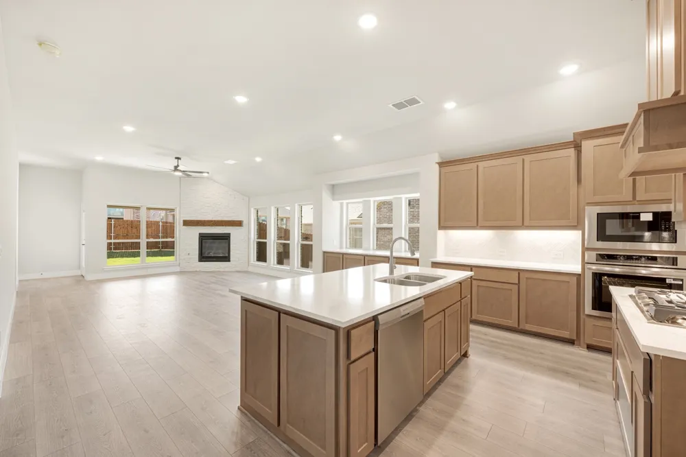 2344 Saint Andrews Way Royse City, TX 75189
