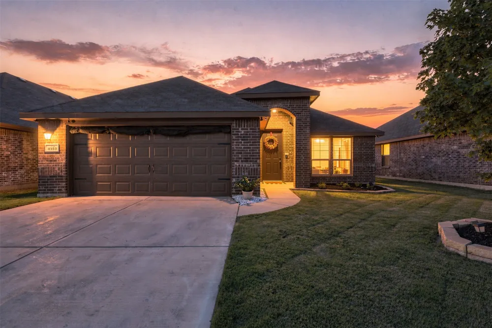 4153 Mountain Meadow Road Fort Worth, TX 76036