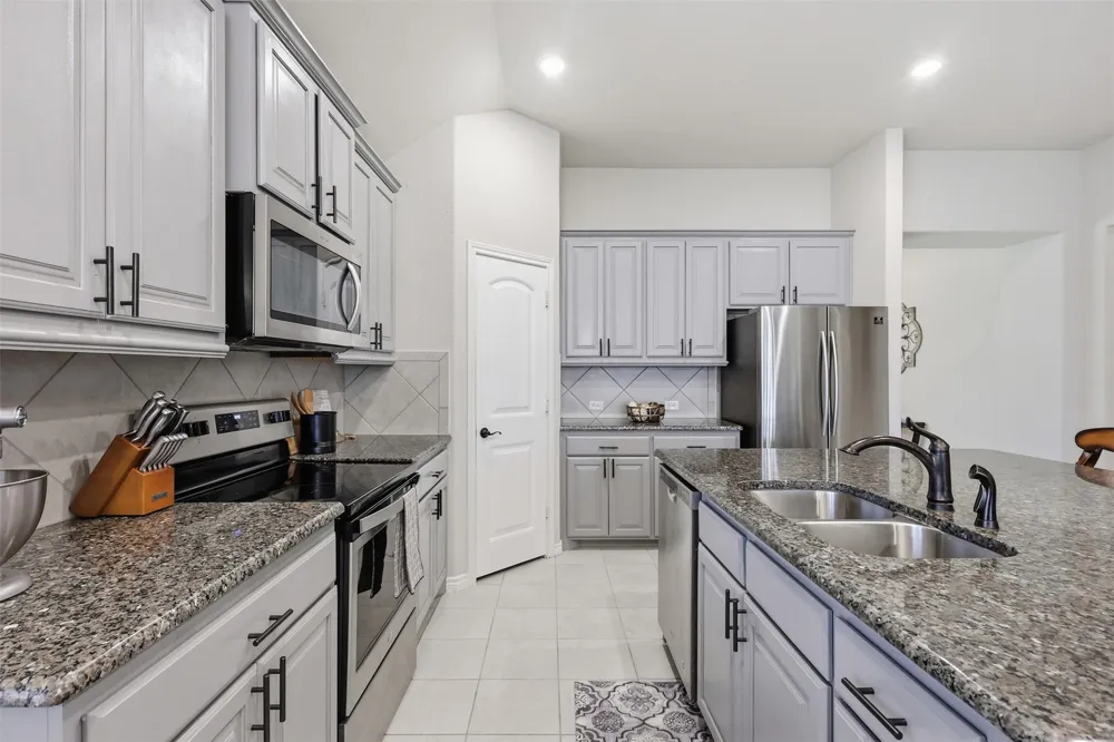 4153 Mountain Meadow Road Fort Worth, TX 76036
