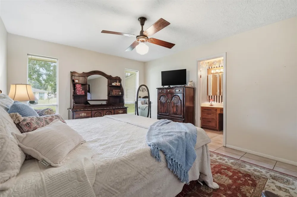 3508 Camelot Street Baytown, TX 77521