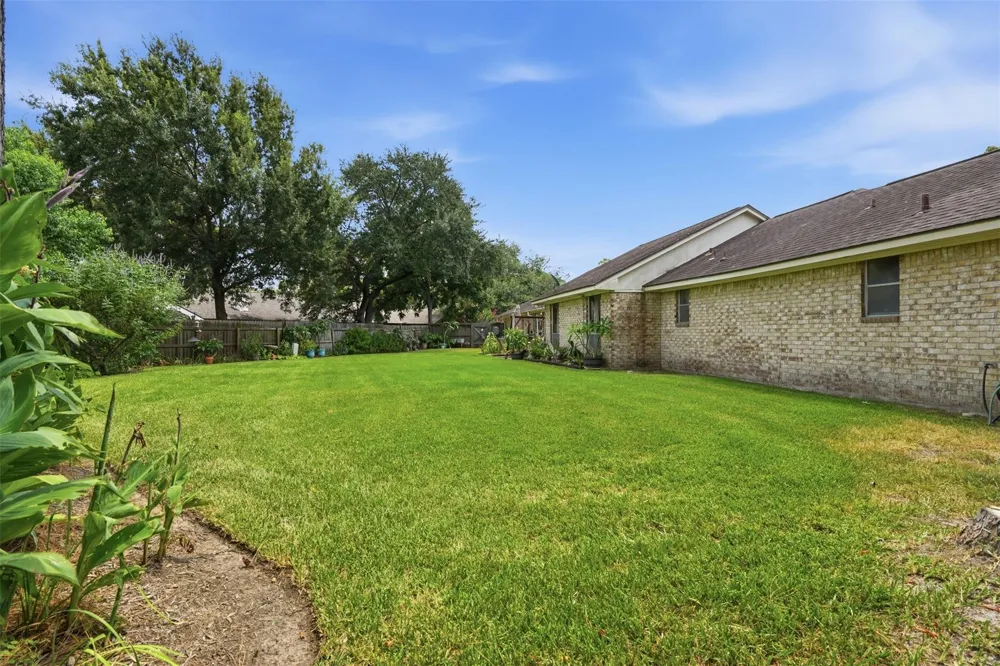 3508 Camelot Street Baytown, TX 77521