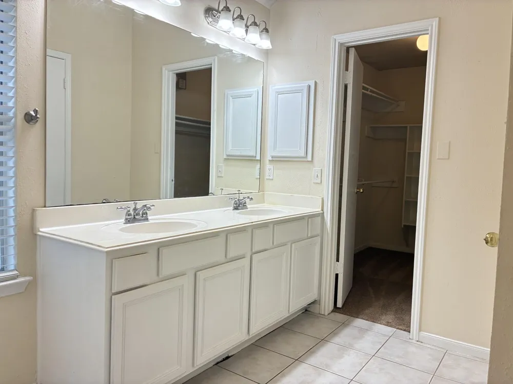 11607 Lennington Lane Houston, TX 77064