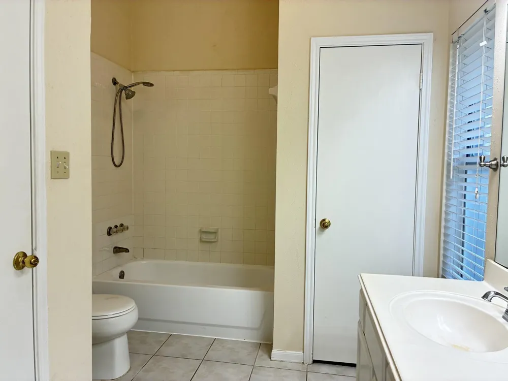 11607 Lennington Lane Houston, TX 77064