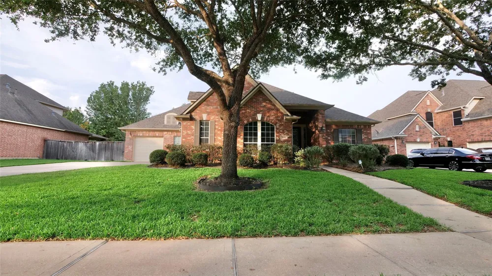 8303 Crescent Knolls Drive Richmond, TX 77406