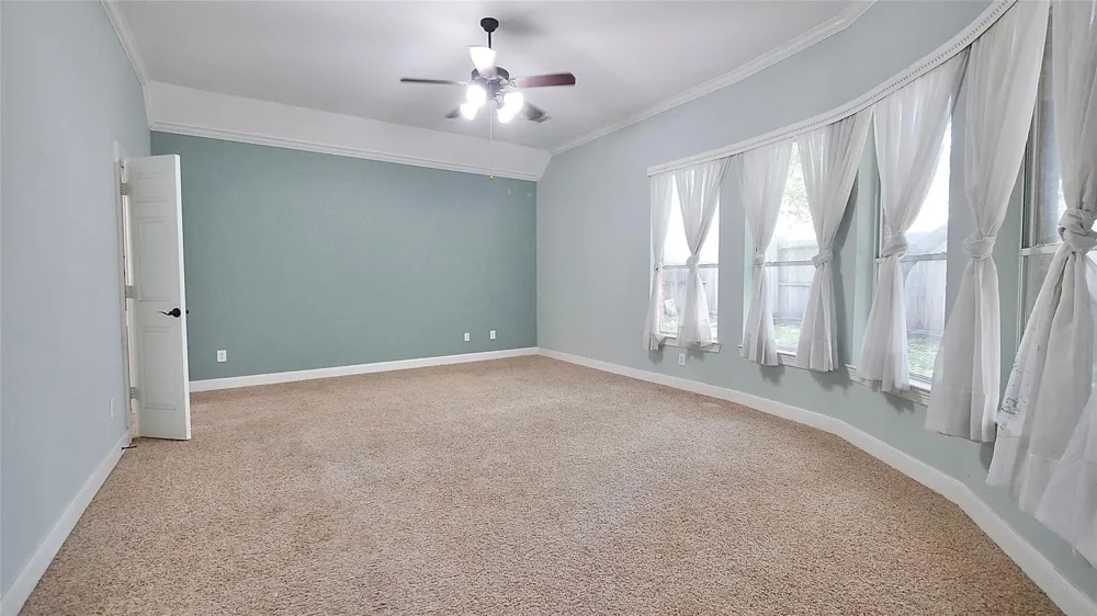 8303 Crescent Knolls Drive Richmond, TX 77406