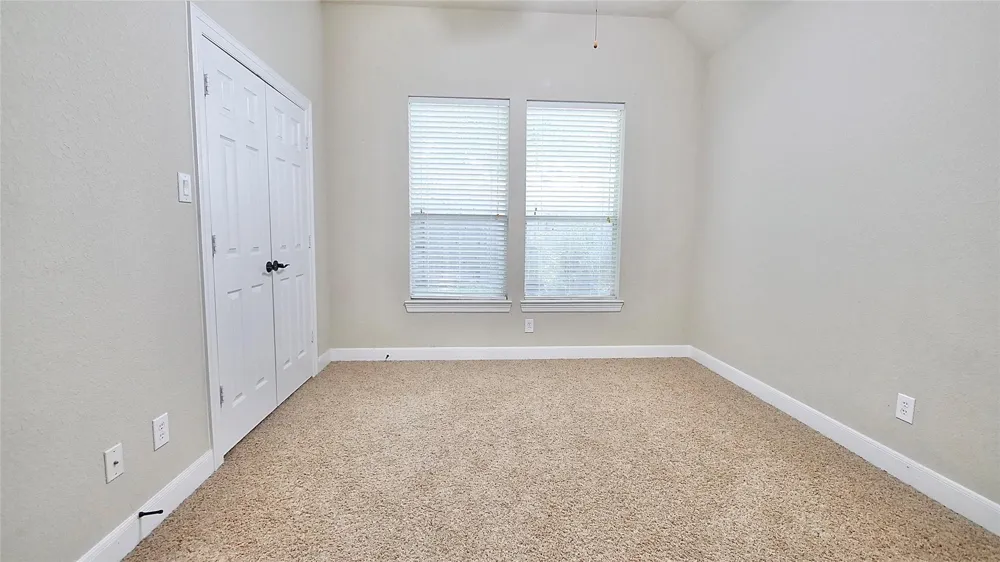 8303 Crescent Knolls Drive Richmond, TX 77406