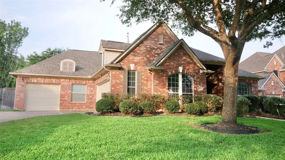 8303 Crescent Knolls Drive Richmond, TX 77406