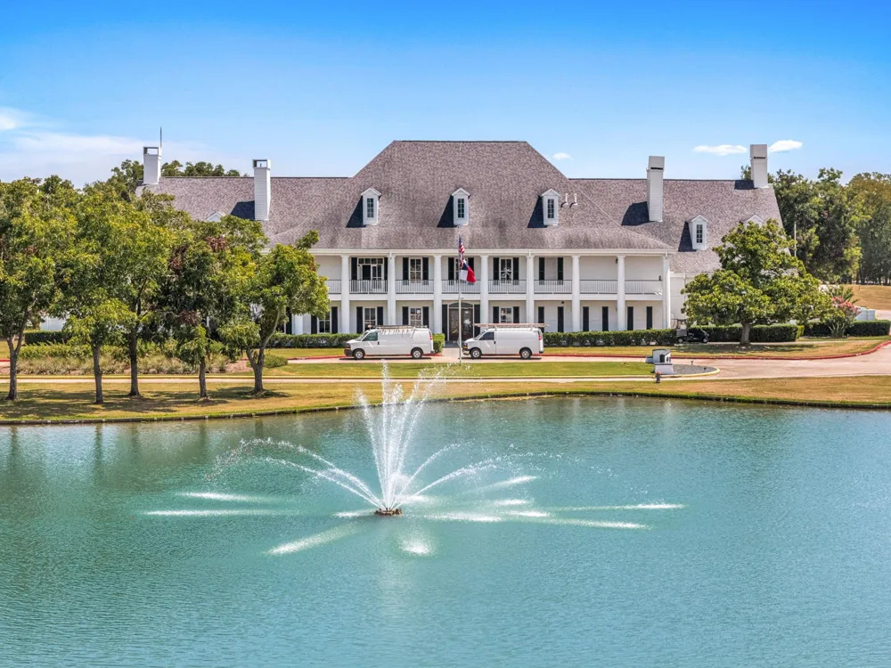 1727 Mayweather Lane Richmond, TX 77406
