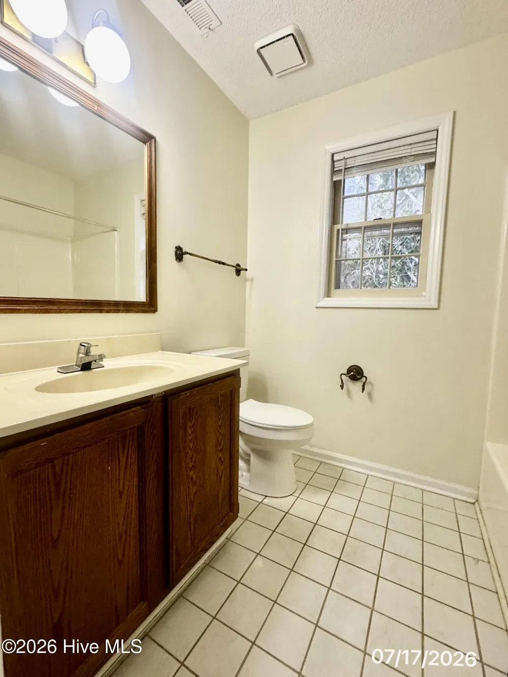 151 Raintree Circle Jacksonville, NC 28540