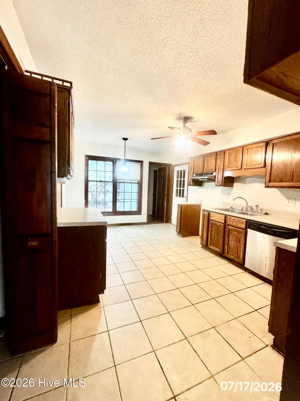 151 Raintree Circle Jacksonville, NC 28540