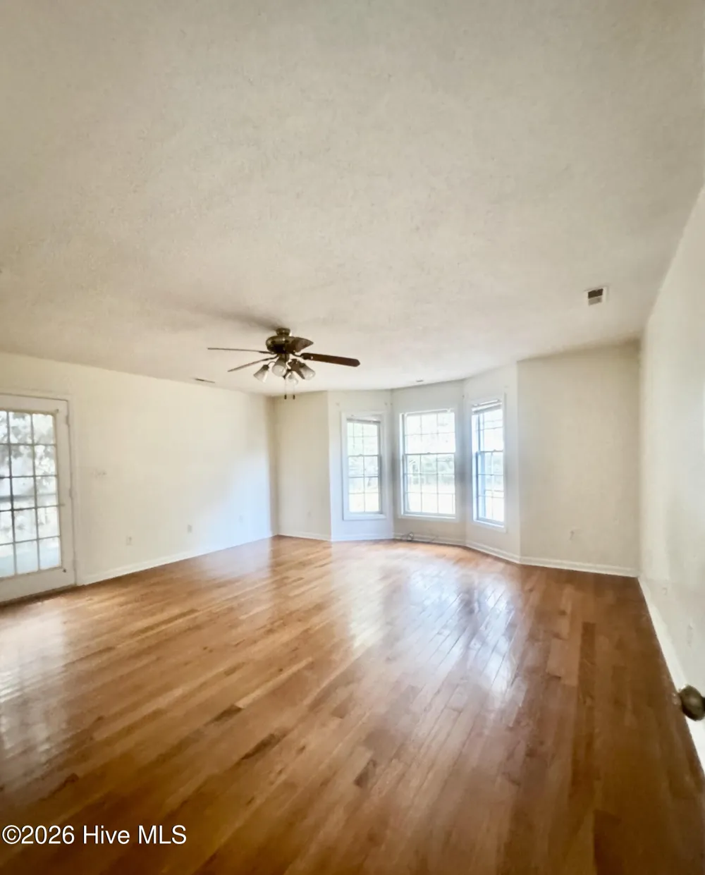 151 Raintree Circle Jacksonville, NC 28540