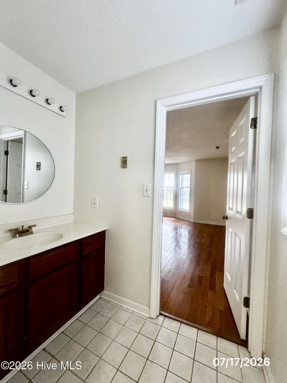 151 Raintree Circle Jacksonville, NC 28540