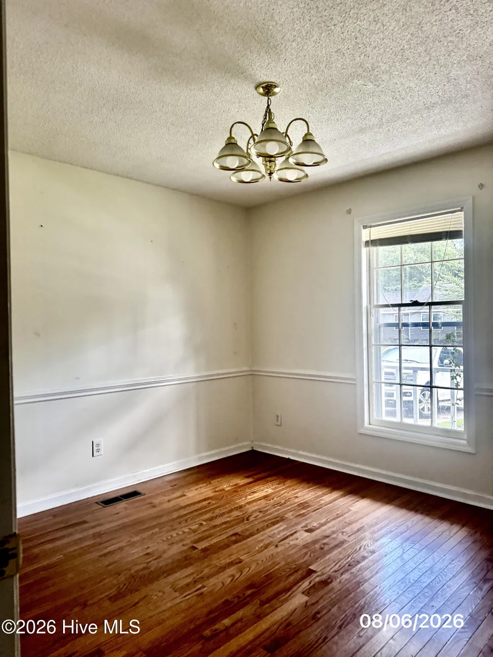 151 Raintree Circle Jacksonville, NC 28540