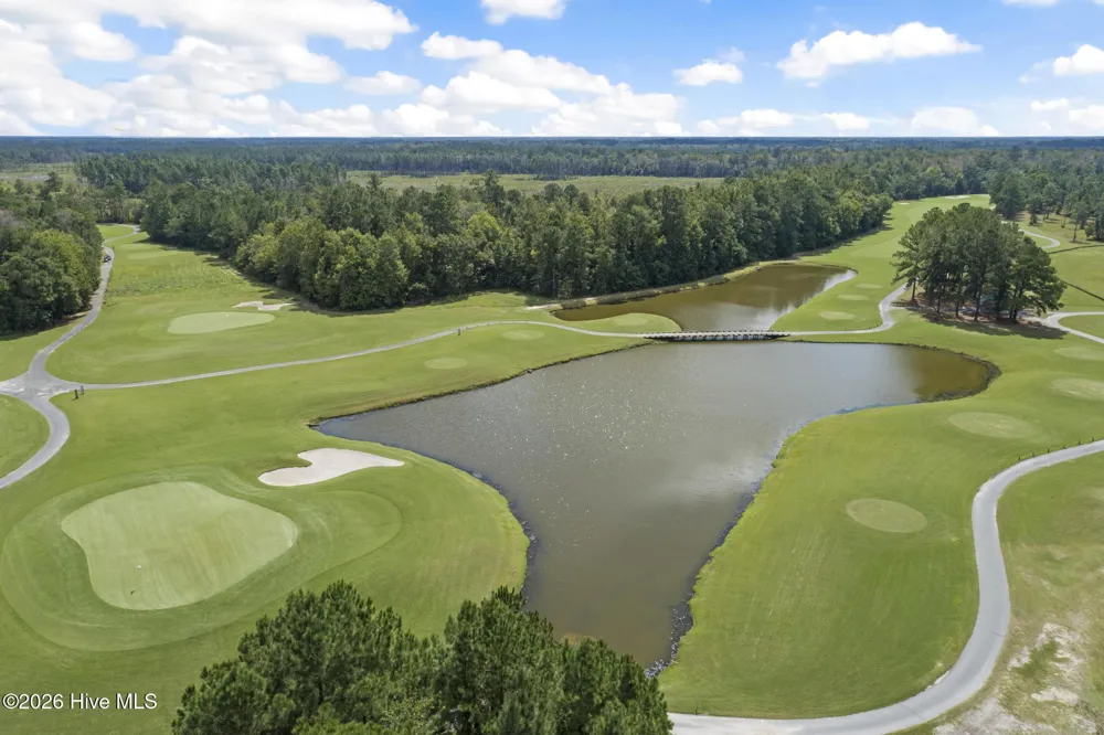 310 Bear Run Jacksonville, NC 28540