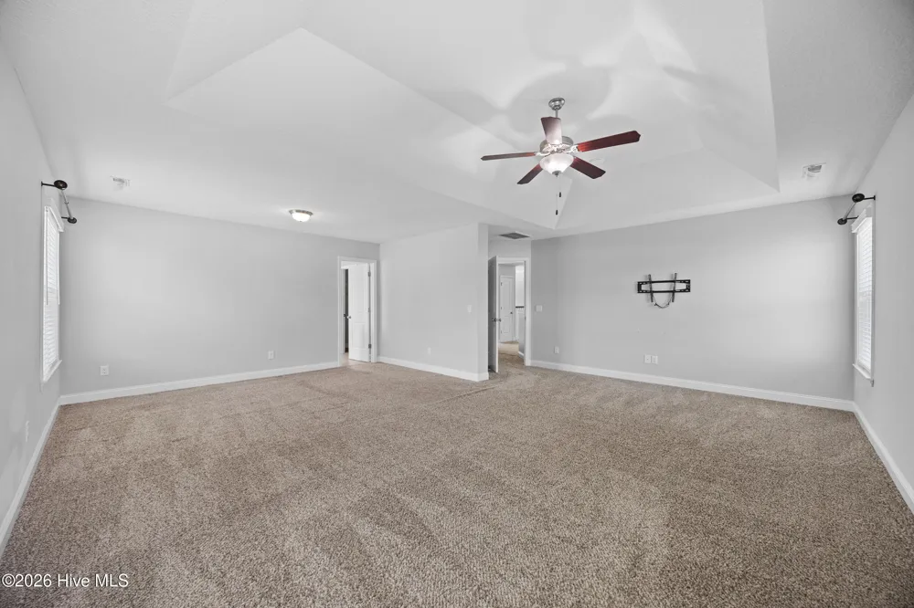 310 Bear Run Jacksonville, NC 28540