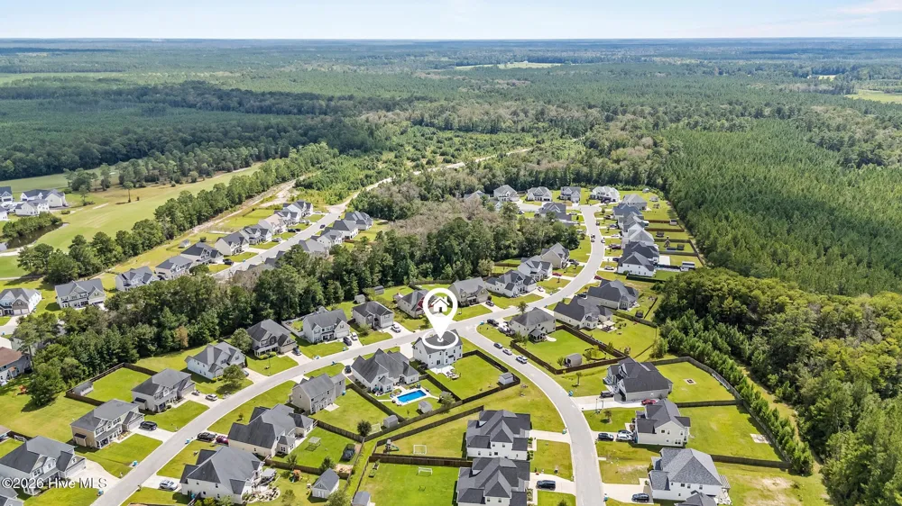 310 Bear Run Jacksonville, NC 28540