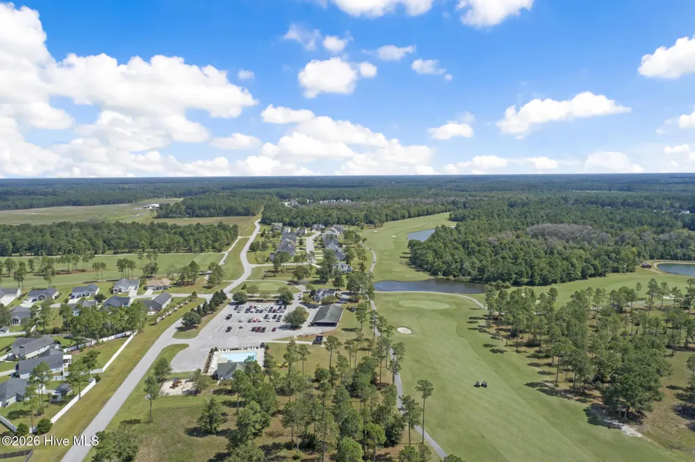 310 Bear Run Jacksonville, NC 28540