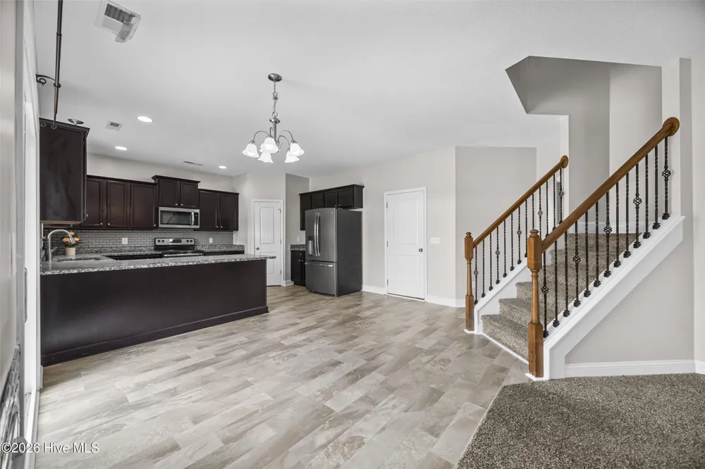 310 Bear Run Jacksonville, NC 28540