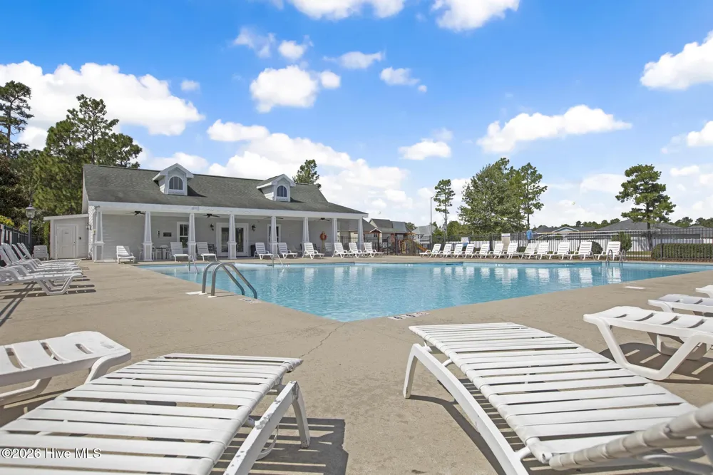 310 Bear Run Jacksonville, NC 28540