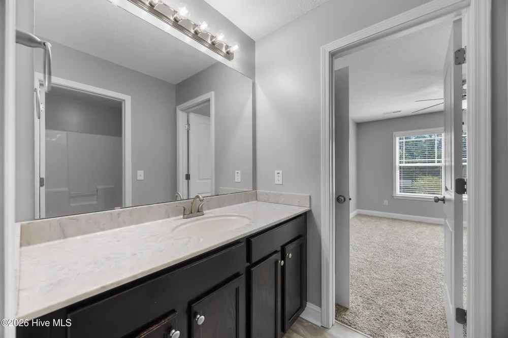 310 Bear Run Jacksonville, NC 28540