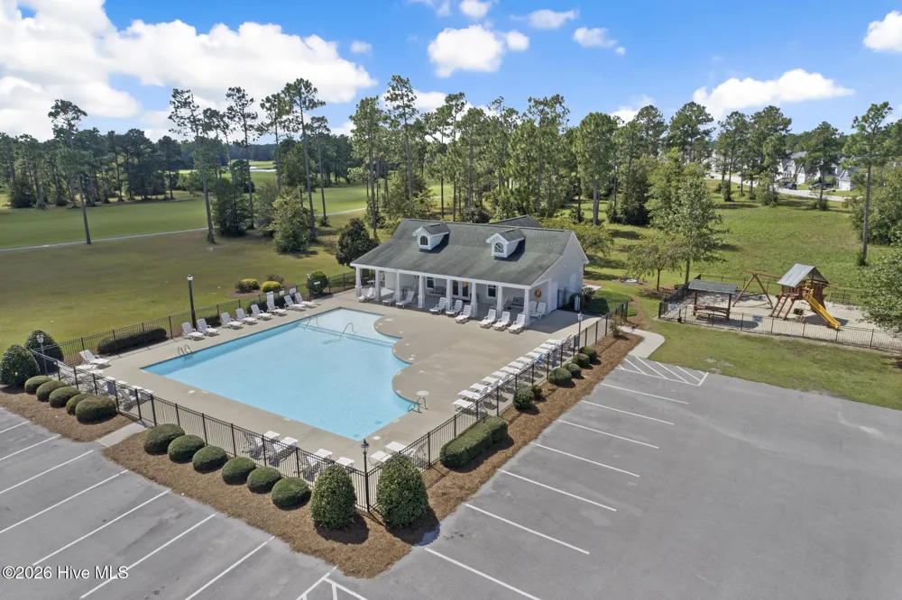310 Bear Run Jacksonville, NC 28540