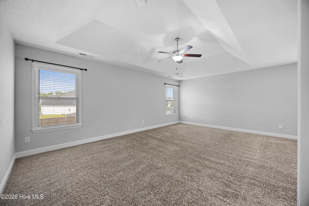 310 Bear Run Jacksonville, NC 28540