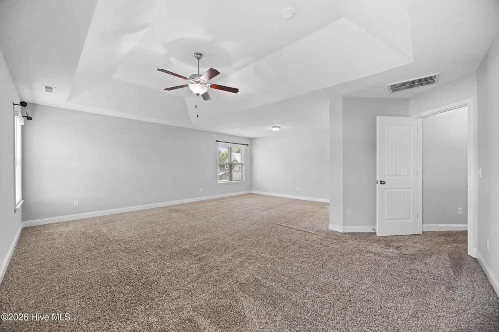 310 Bear Run Jacksonville, NC 28540