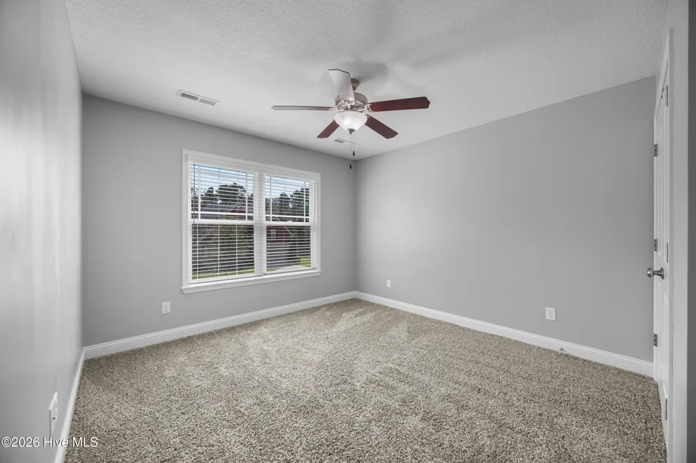 310 Bear Run Jacksonville, NC 28540