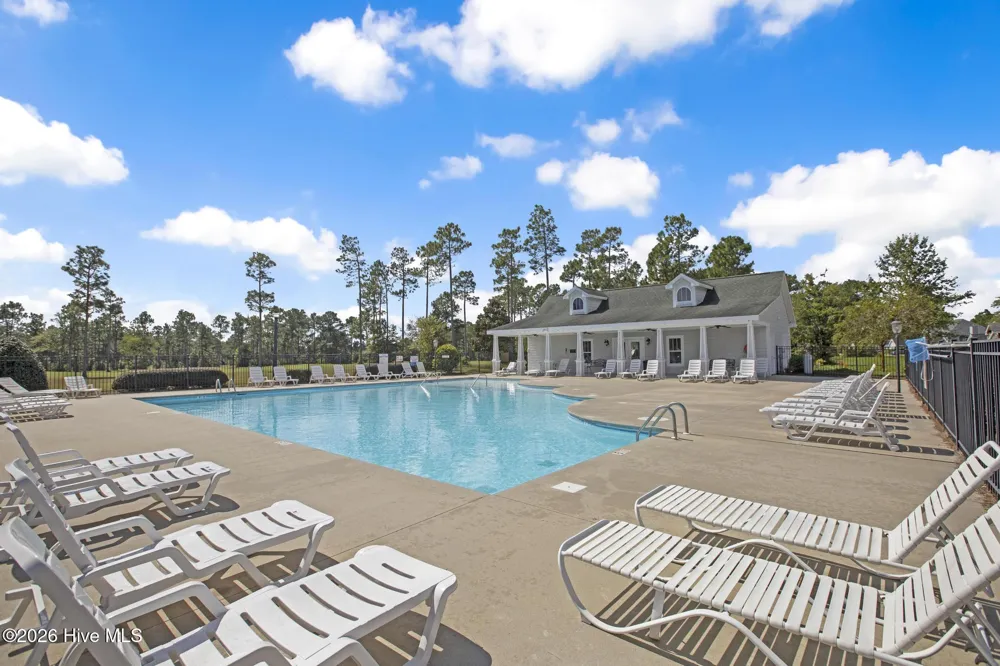 310 Bear Run Jacksonville, NC 28540