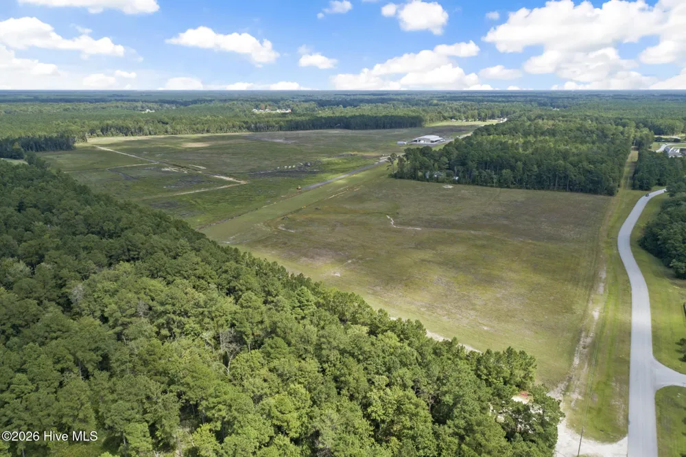 310 Bear Run Jacksonville, NC 28540