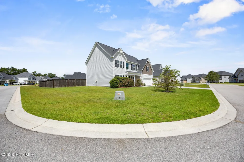 310 Bear Run Jacksonville, NC 28540