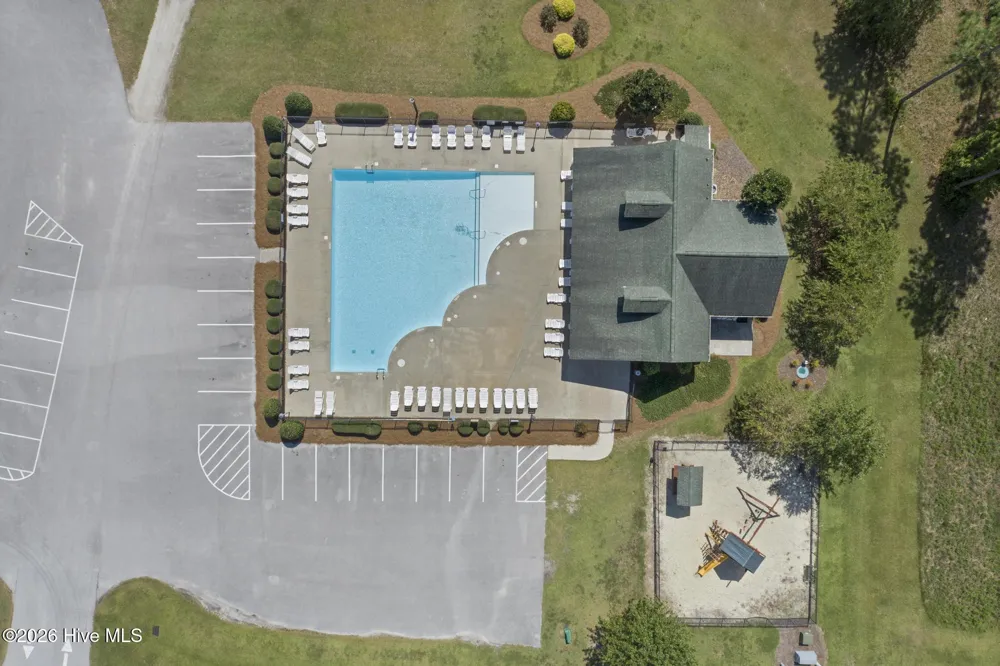 310 Bear Run Jacksonville, NC 28540