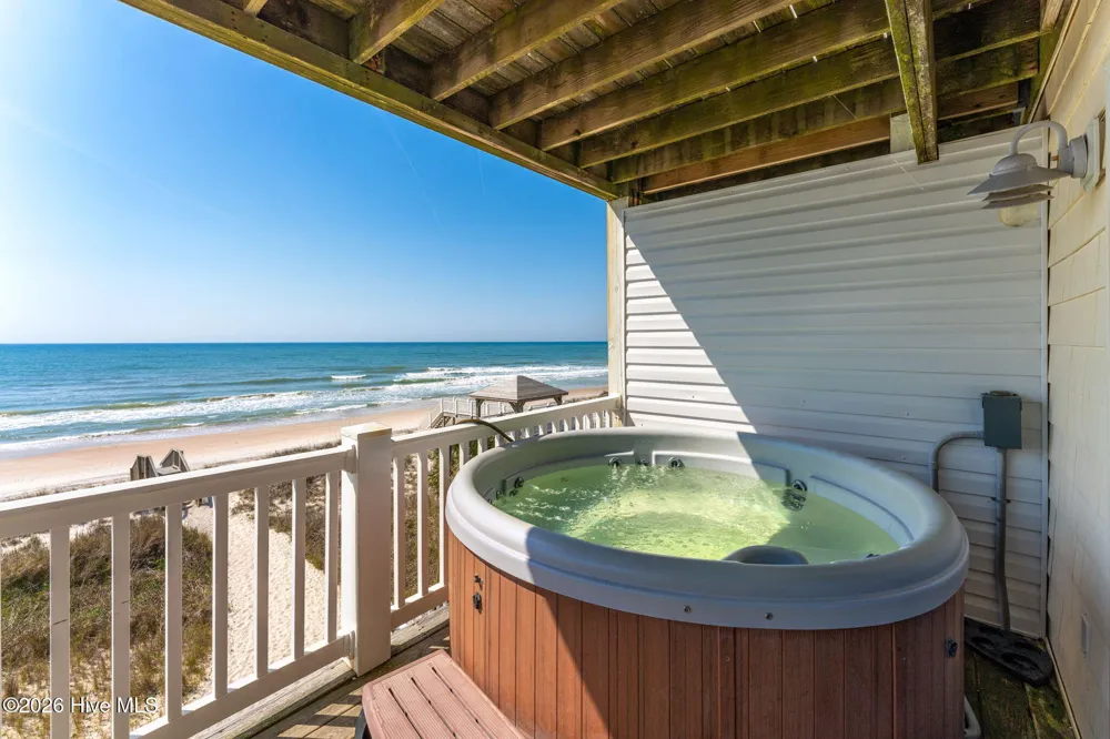 1324 New River Inlet Road North Topsail Beach, NC 28460