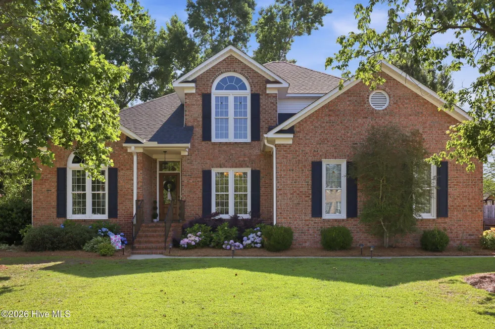 321 Mary Beth Drive Greenville, NC 27858