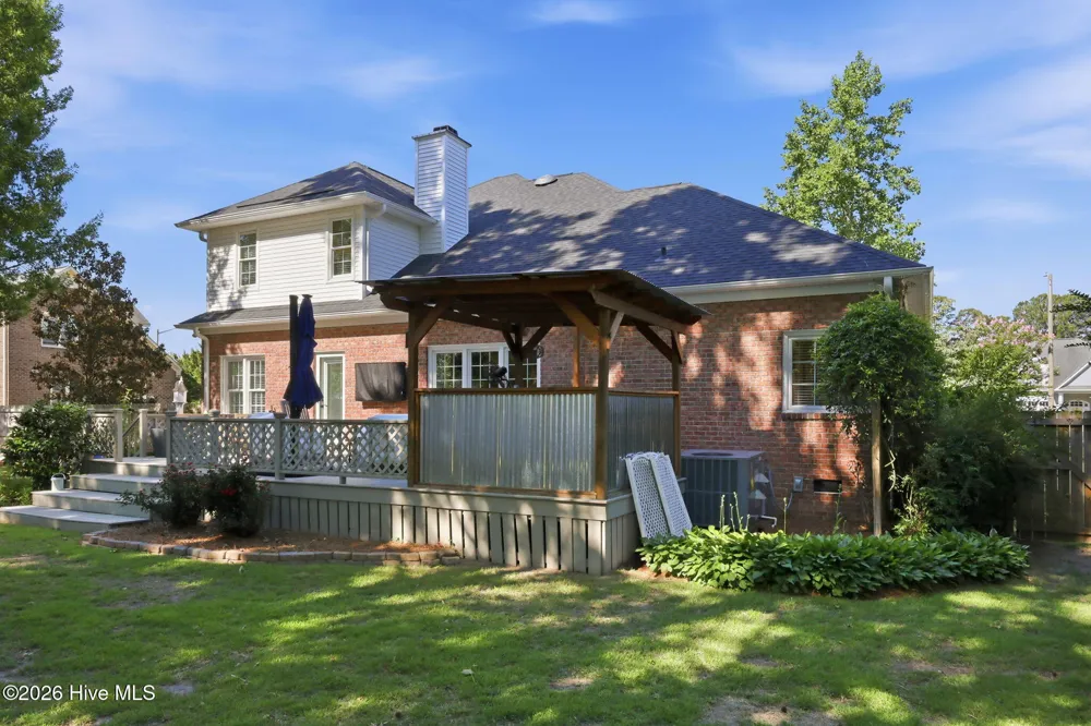 321 Mary Beth Drive Greenville, NC 27858