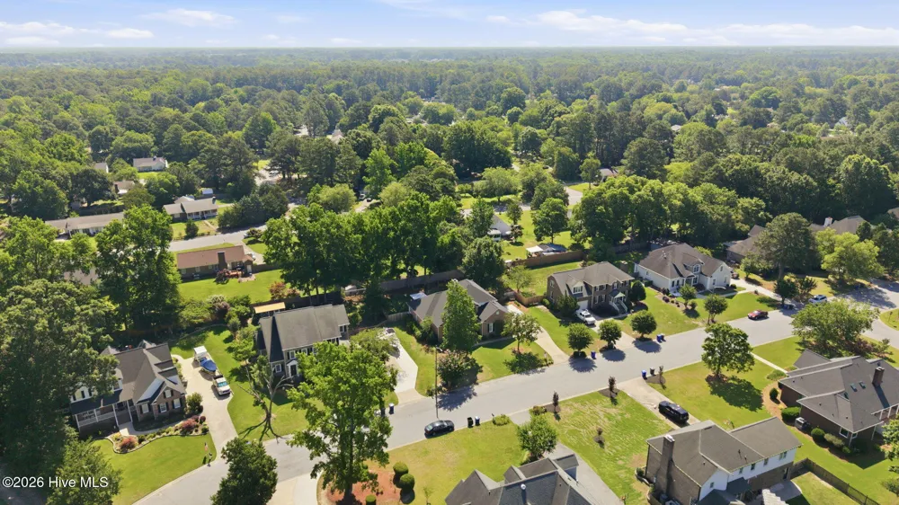 321 Mary Beth Drive Greenville, NC 27858
