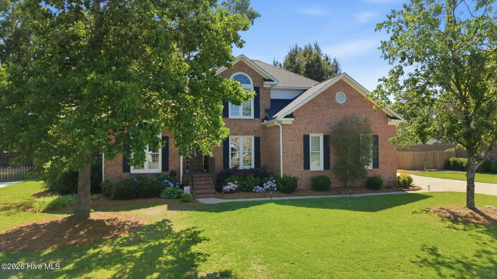 321 Mary Beth Drive Greenville, NC 27858
