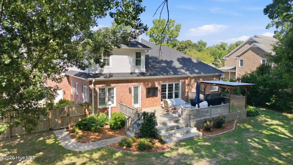 321 Mary Beth Drive Greenville, NC 27858