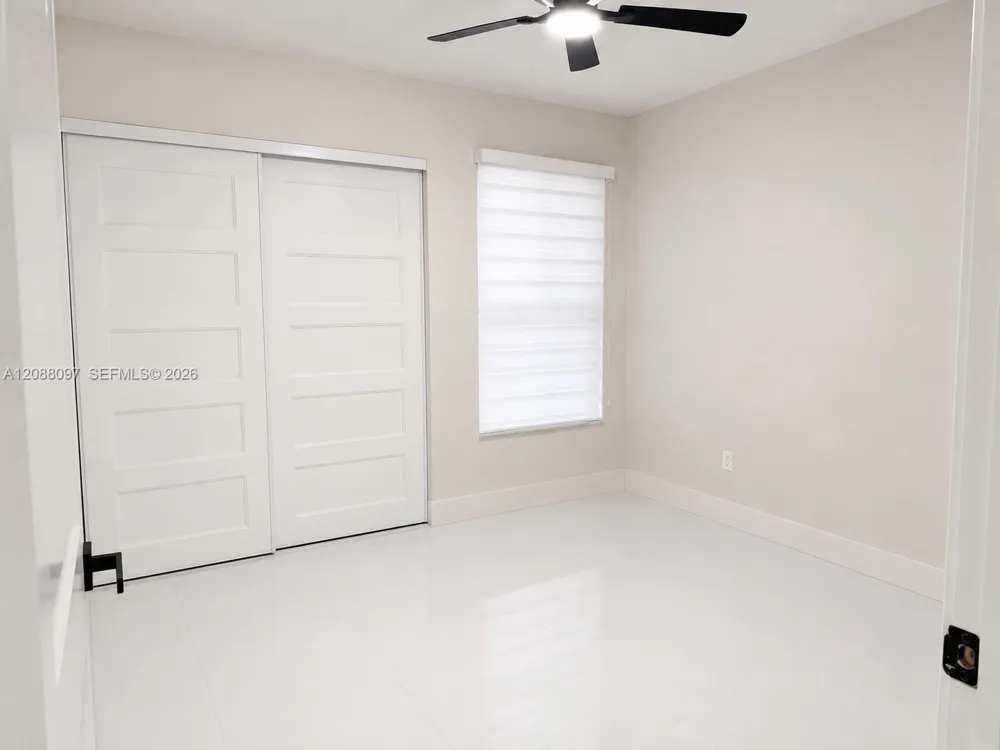 15337 SW 80th Ln Miami, FL 33193