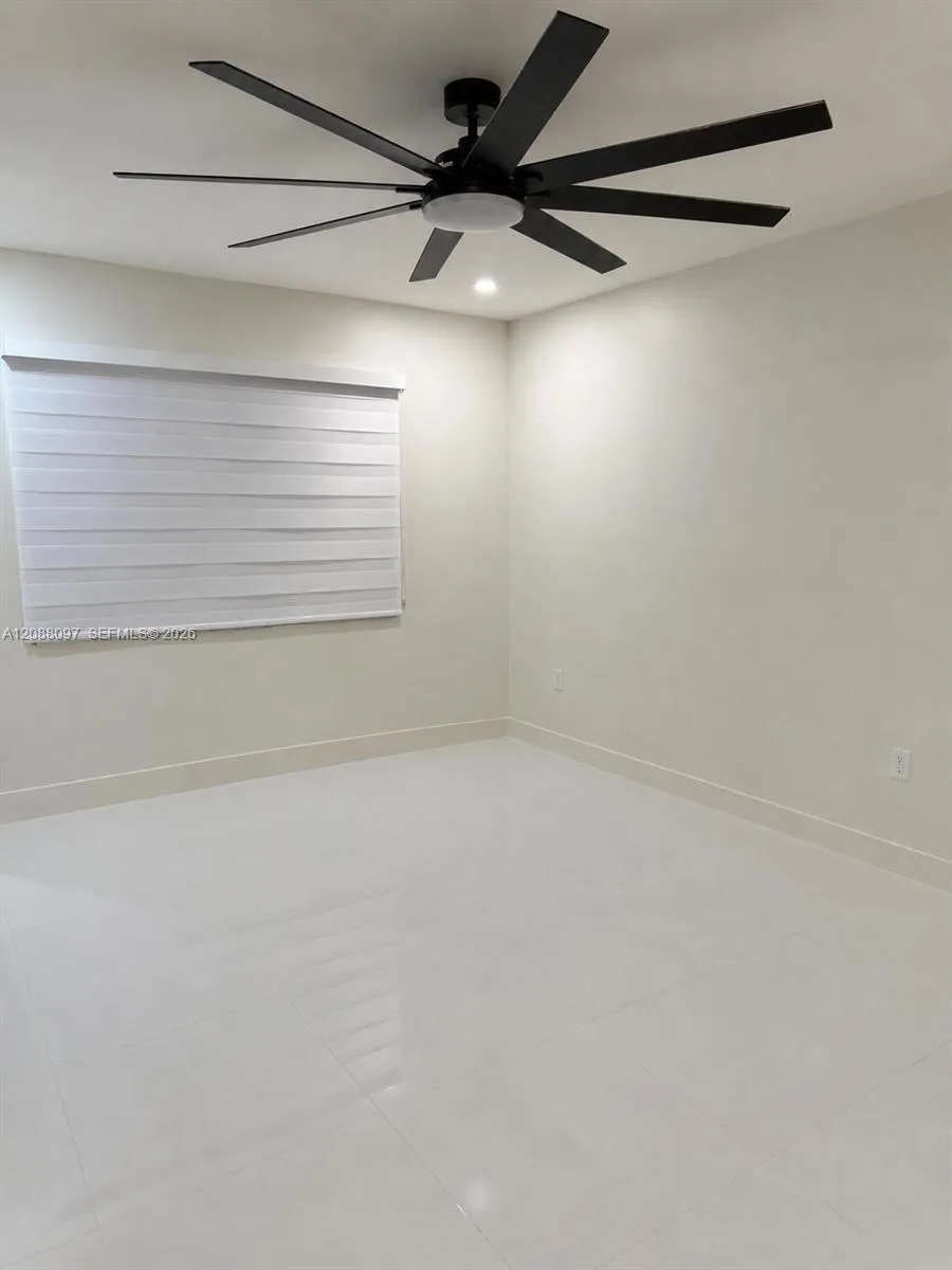 15337 SW 80th Ln Miami, FL 33193