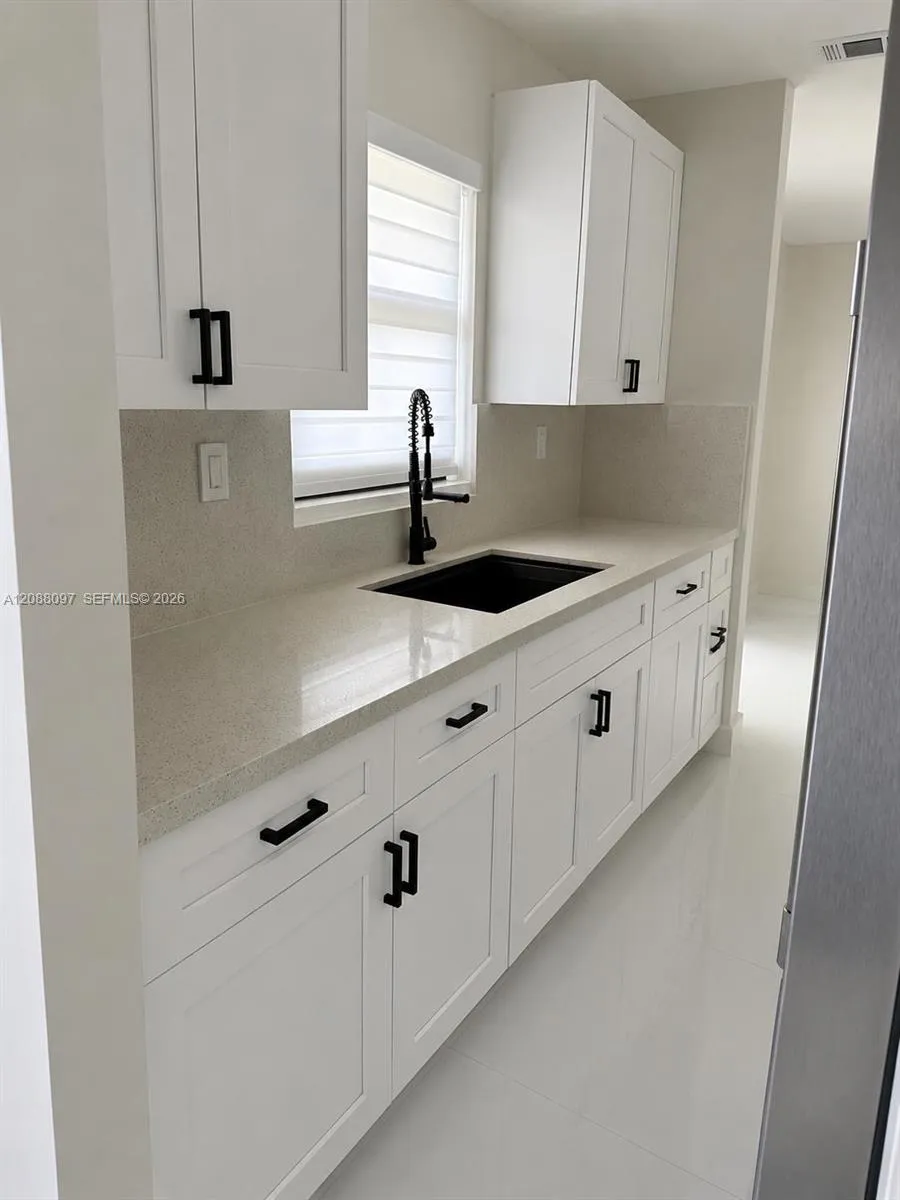 15337 SW 80th Ln Miami, FL 33193
