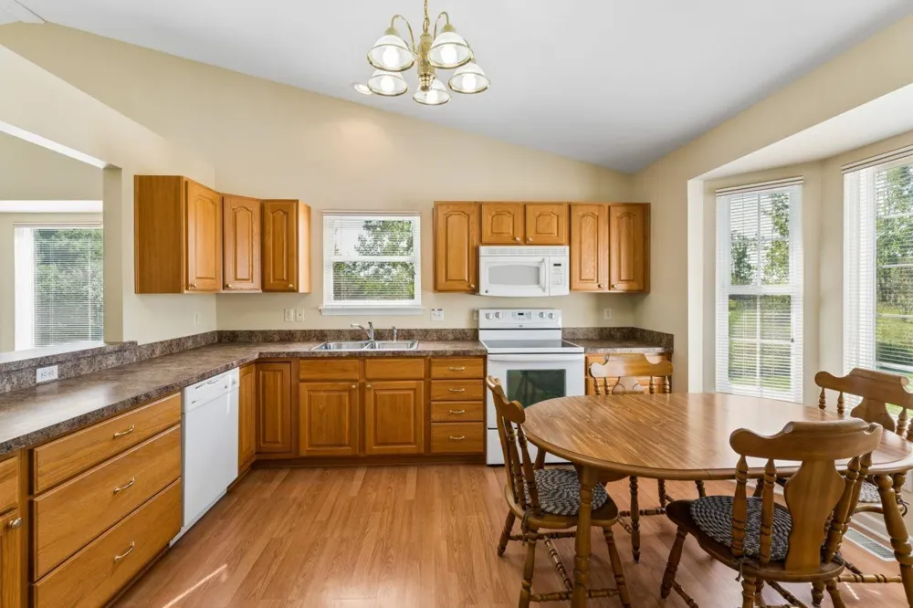 6212 Bainbridge Drive Swartz Creek City, MI 48473