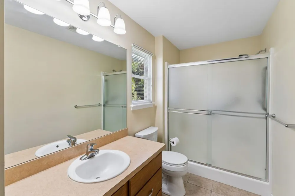 6212 Bainbridge Drive Swartz Creek City, MI 48473