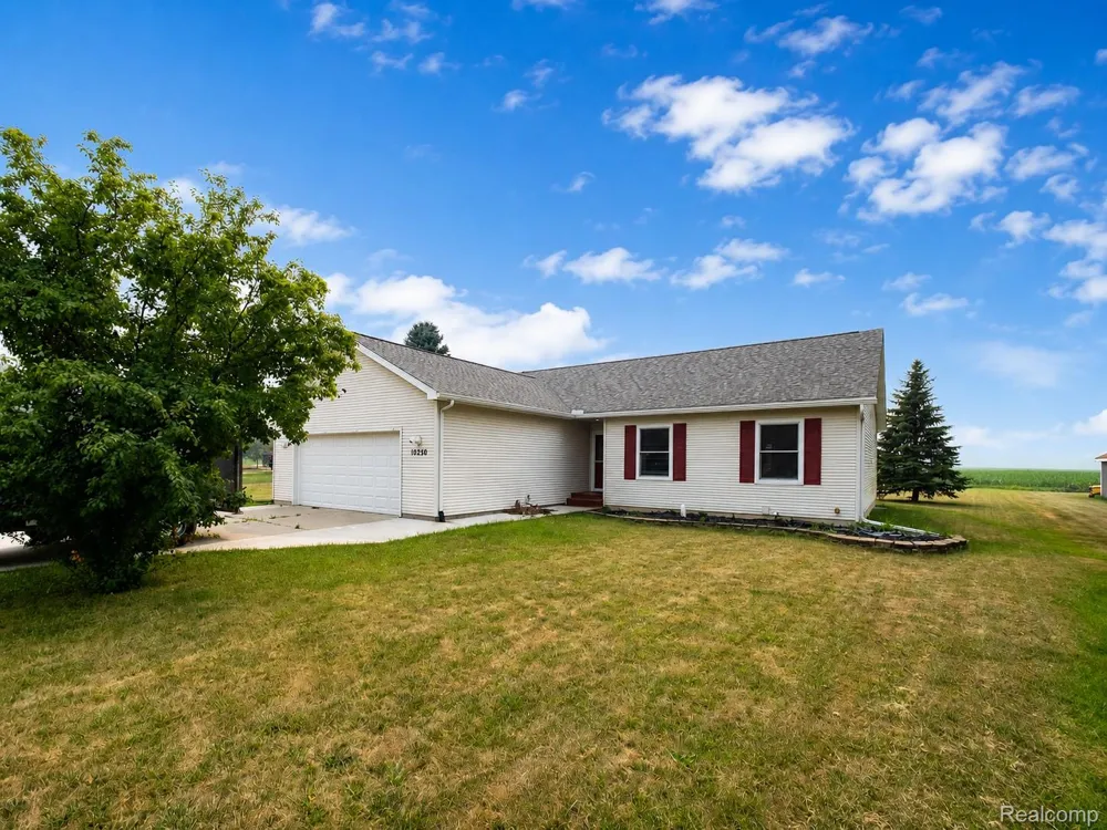 10250 Duffield Road Gaines Township, MI 48436