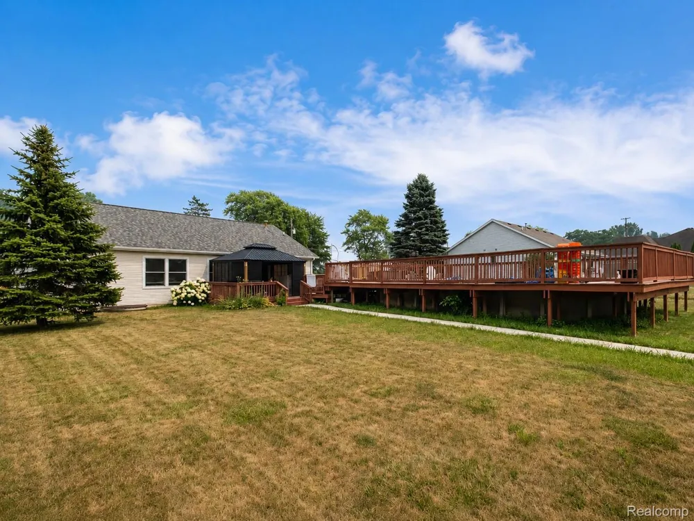 10250 Duffield Road Gaines Township, MI 48436