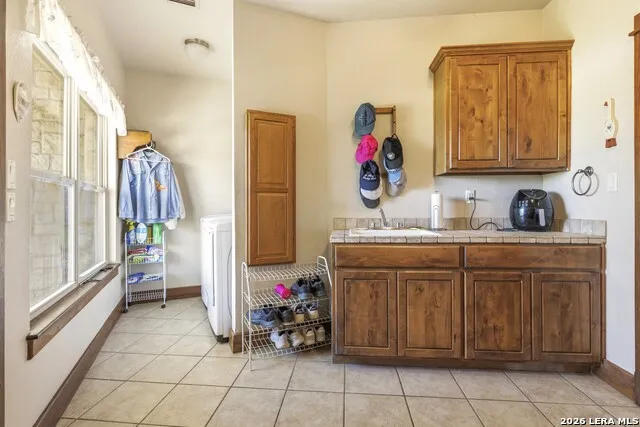 238 Scenic Vista Drive Fredericksburg, TX 78624